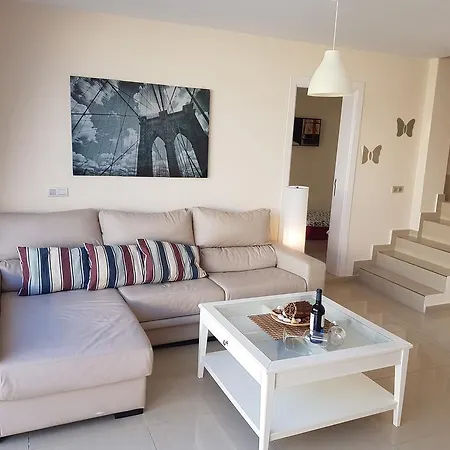 Mariflore Villa *